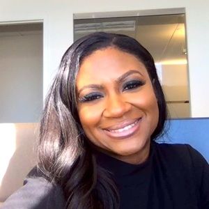 Meet your Posher, Lonoia